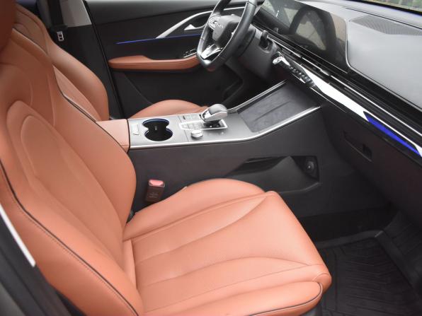 Omoda C5 I с пробегом 2022 года, цена 1 654 000 рублей, 10833 км, внедорожник, Автокод Объявления