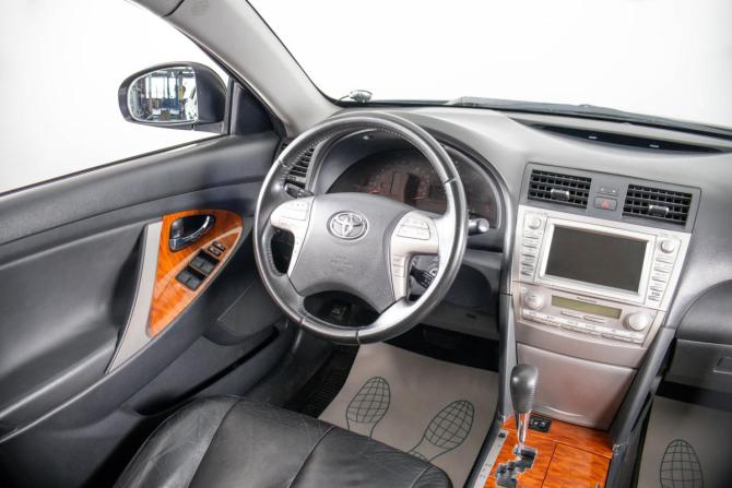 Toyota Camry VI (XV40) Рестайлинг с пробегом 2010 года, цена 1 149 000 рублей, 232000 км, седан, Автокод Объявления
