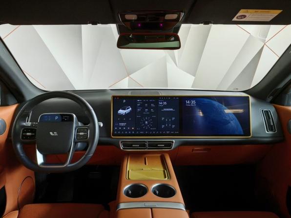 Li Auto (Lixiang) L7 I с пробегом 2023 года, цена 5 210 000 рублей, 40636 км, внедорожник, Автокод Объявления