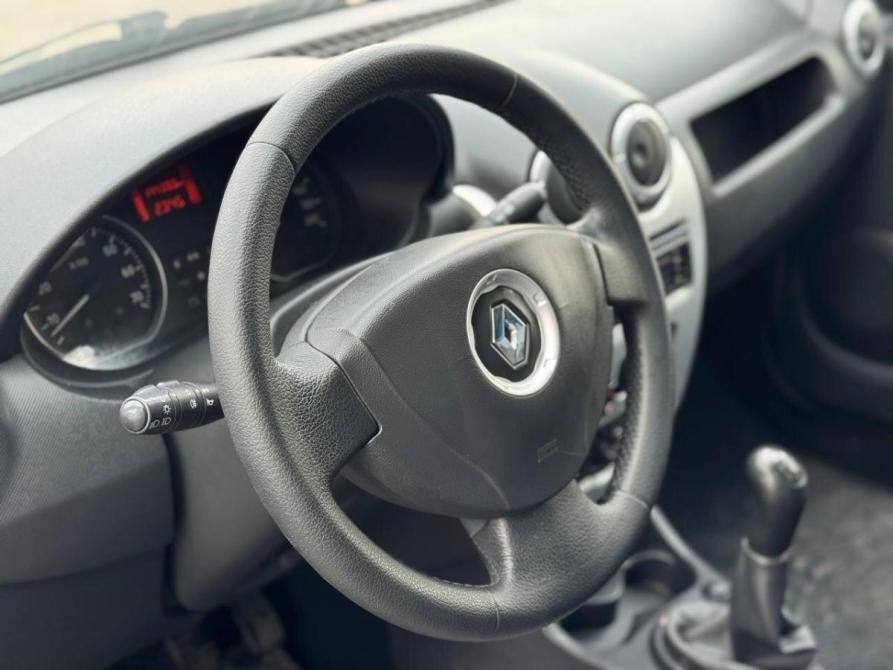 Renault Logan I Рестайлинг Пермь  - изображение 11