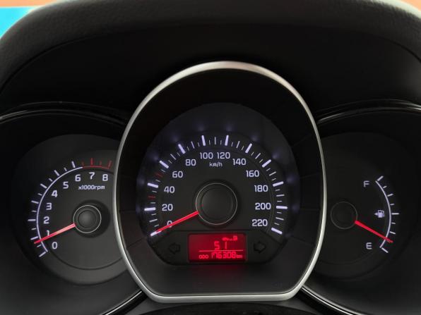 Kia Rio III с пробегом 2014 года, цена 700 000 рублей, 176250 км, седан, Автокод Объявления