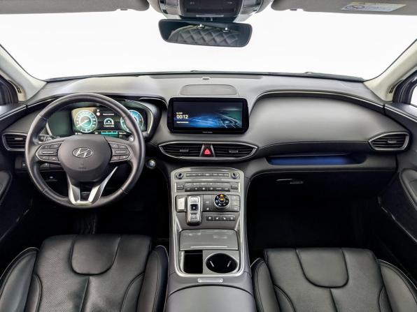 Hyundai Santa Fe IV Рестайлинг с пробегом 2022 года, цена 4 355 000 рублей, 43861 км, внедорожник, Автокод Объявления