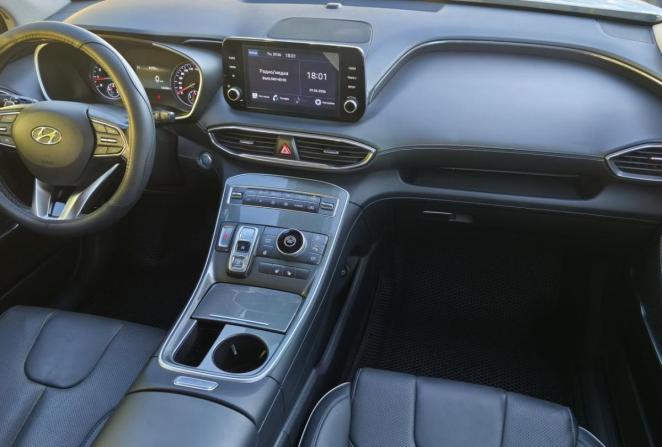Hyundai Santa Fe IV Рестайлинг с пробегом 2021 года, цена 3 199 000 рублей, 120202 км, внедорожник, Автокод Объявления