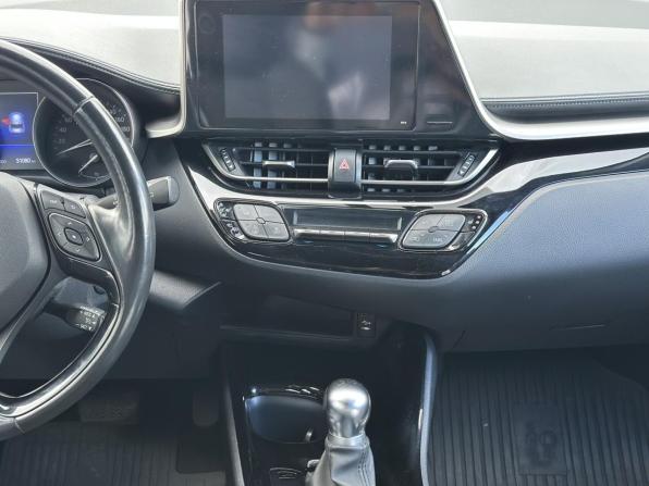 Toyota C-HR I с пробегом 2019 года, цена 2 590 000 рублей, 51077 км, внедорожник, Автокод Объявления