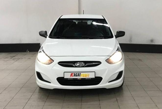 Hyundai Solaris I с пробегом 2013 года, цена 736 000 рублей, 188934 км, хэтчбек, Автокод Объявления