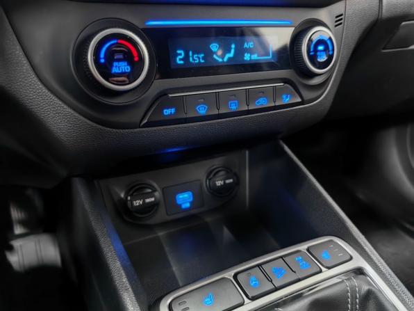 Hyundai Creta I Рестайлинг с пробегом 2021 года, цена 2 180 000 рублей, 94000 км, внедорожник, Автокод Объявления