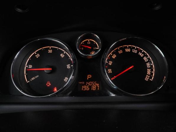 Opel Antara I Рестайлинг с пробегом 2013 года, цена 1 075 000 рублей, 196187 км, внедорожник, Автокод Объявления