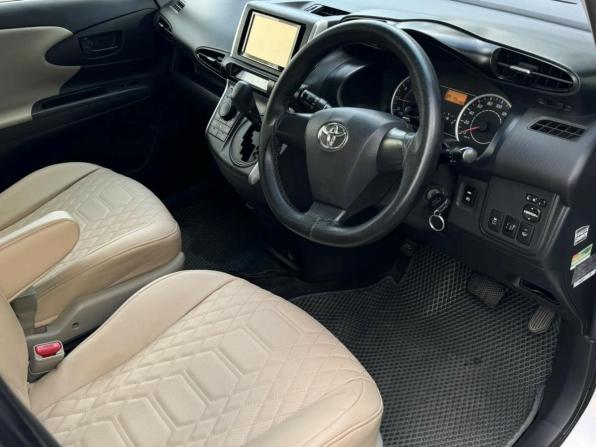Toyota Wish II с пробегом 2011 года, цена 1 290 000 рублей, 171373 км, минивэн, Автокод Объявления