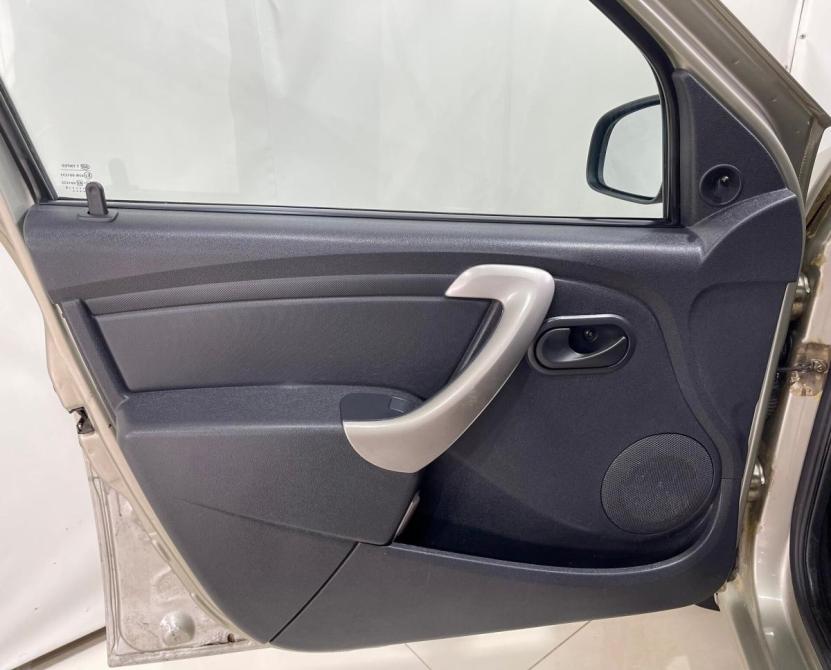 Renault Logan I Рестайлинг Воронеж  - изображение 10
