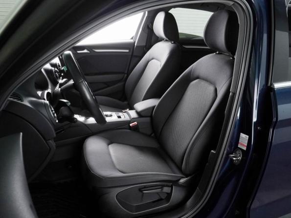 Audi A3 III (8V) Рестайлинг с пробегом 2019 года, цена 1 929 000 рублей, 150691 км, седан, Автокод Объявления