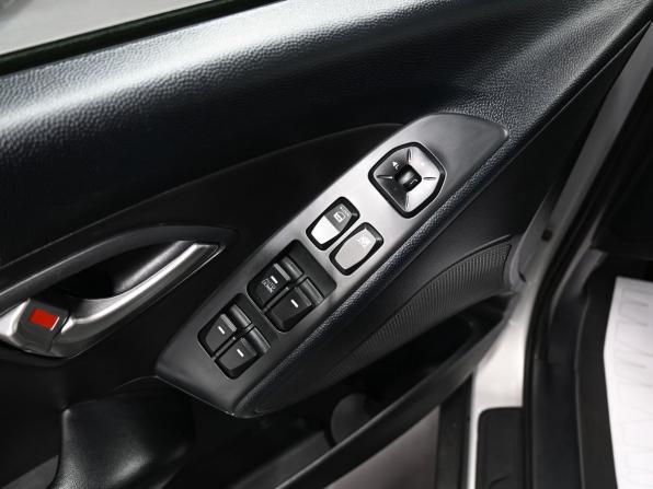 Hyundai ix35 I с пробегом 2012 года, цена 1 200 000 рублей, 194243 км, внедорожник, Автокод Объявления