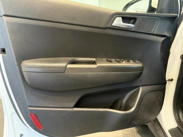 Kia Sportage IV Рестайлинг с пробегом 2021 года, цена 1 860 000 рублей, 64932 км, внедорожник, Автокод Объявления