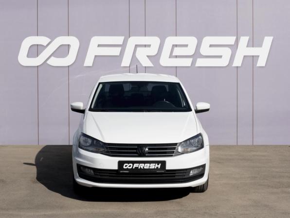 Volkswagen Polo V Рестайлинг с пробегом 2017 года, цена 1 099 000 рублей, 89592 км, седан, Автокод Объявления