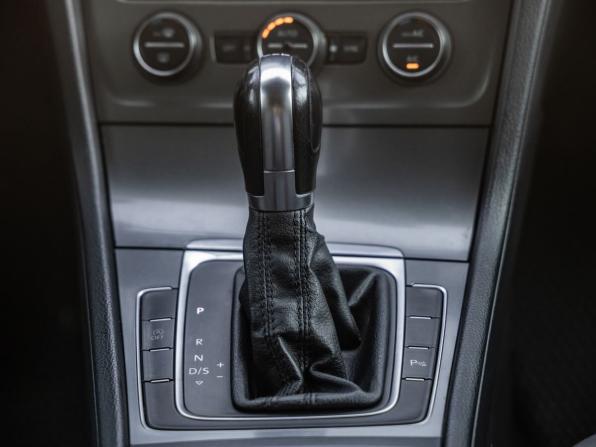 Volkswagen Golf VII с пробегом 2013 года, цена 1 048 000 рублей, 189147 км, хэтчбек, Автокод Объявления