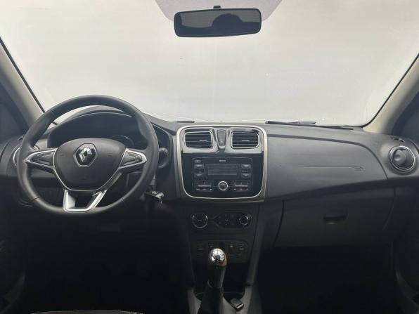 Renault Sandero II Рестайлинг с пробегом 2018 года, цена 969 000 рублей, 117285 км, хэтчбек, Автокод Объявления