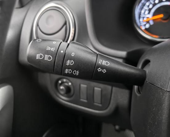 Renault Sandero II с пробегом 2018 года, цена 925 000 рублей, 109715 км, хэтчбек, Автокод Объявления