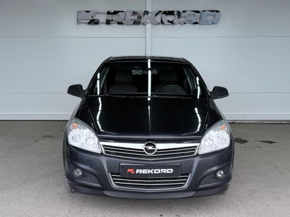 Opel Astra H Рестайлинг с пробегом 2012 года, цена 679 000 рублей, 232099 км, седан, Автокод Объявления