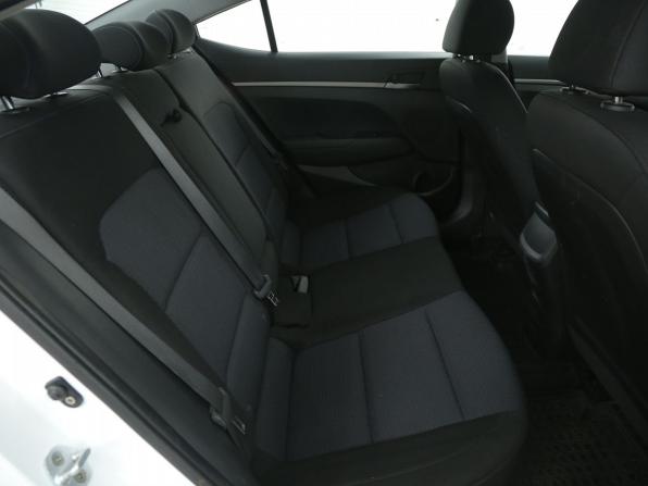 Hyundai Elantra VI (AD) с пробегом 2016 года, цена 946 000 рублей, 253600 км, седан, Автокод Объявления