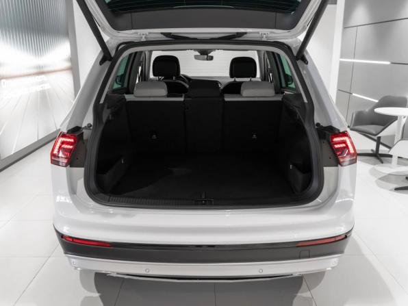 Volkswagen Tiguan II Рестайлинг с пробегом 2020 года, цена 2 320 000 рублей, 136862 км, внедорожник, Автокод Объявления