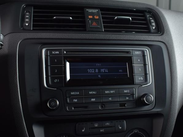 Volkswagen Jetta VI с пробегом 2015 года, цена 1 144 995 рублей, 87379 км, седан, Автокод Объявления