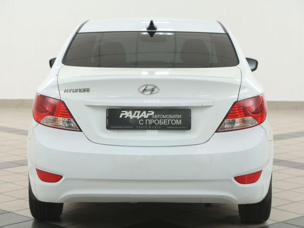 Hyundai Solaris I с пробегом 2013 года, цена 682 000 рублей, 145500 км, седан, Автокод Объявления