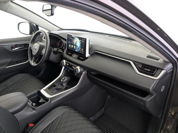 Toyota RAV4 V (XA50) с пробегом 2021 года, цена 3 396 575 рублей, 32915 км, внедорожник, Автокод Объявления