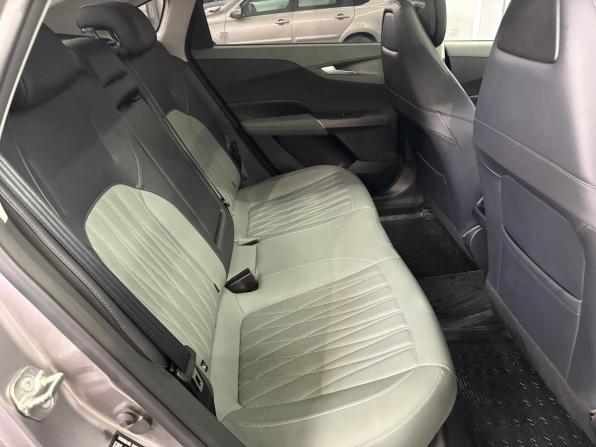 Changan Lamore с пробегом 2023 года, цена 2 147 000 рублей, 20827 км, седан, Автокод Объявления