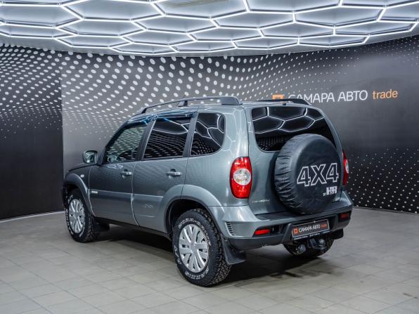 Chevrolet Niva I Рестайлинг с пробегом 2017 года, цена 730 000 рублей, 117949 км, внедорожник, Автокод Объявления