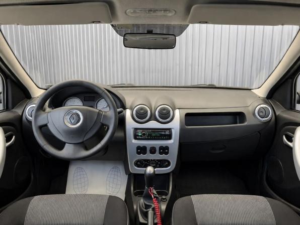 Renault Logan I Рестайлинг с пробегом 2012 года, цена 597 000 рублей, 139000 км, седан, Автокод Объявления