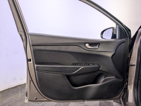 Hyundai Solaris II Рестайлинг с пробегом 2022 года, цена 1 535 000 рублей, 107838 км, седан, Автокод Объявления