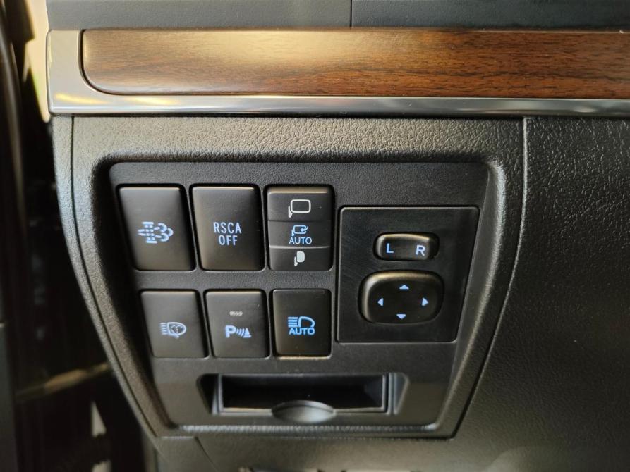 Toyota Land Cruiser 200 Series Рестайлинг 2 Санкт-Петербург  - изображение 5