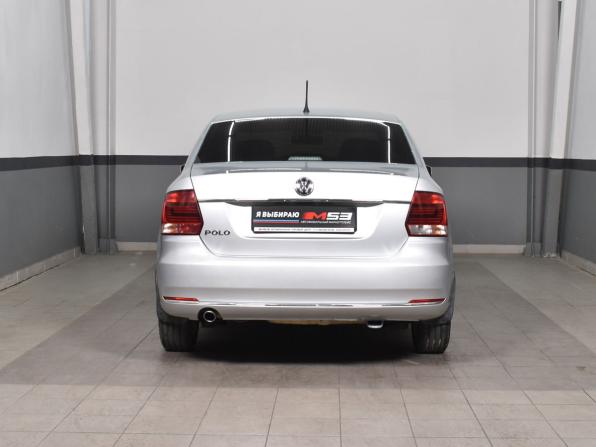 Volkswagen Polo V Рестайлинг с пробегом 2016 года, цена 1 049 995 рублей, 149983 км, седан, Автокод Объявления