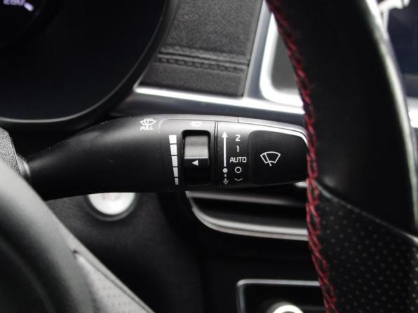 Kia Optima IV с пробегом 2017 года, цена 2 370 000 рублей, 90050 км, седан, Автокод Объявления