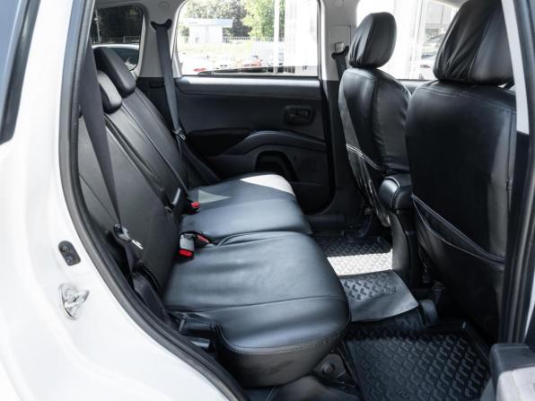Mitsubishi Outlander II Рестайлинг с пробегом 2010 года, цена 1 070 000 рублей, 255027 км, внедорожник, Автокод Объявления