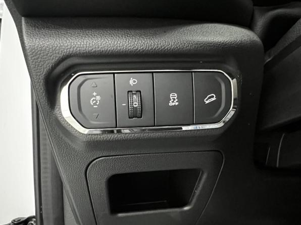 Haval Jolion I с пробегом 2023 года, цена 2 090 001 рубль, 44000 км, внедорожник, Автокод Объявления