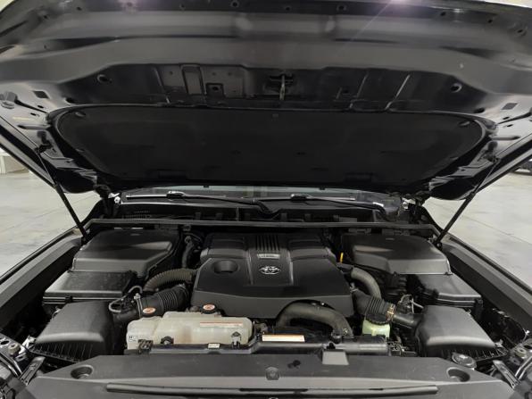Toyota Land Cruiser 300 Series с пробегом 2021 года, цена 7 800 000 рублей, 142466 км, внедорожник, Автокод Объявления
