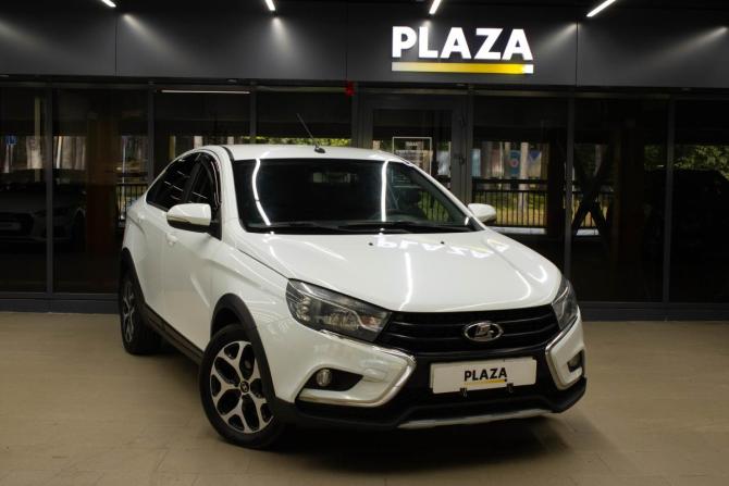Lada (ВАЗ) Vesta I с пробегом 2018 года, цена 1 065 000 рублей, 90249 км, седан, Автокод Объявления