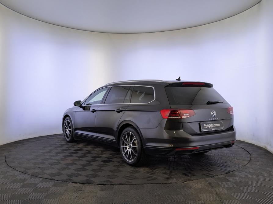 Volkswagen Passat B8 Рестайлинг Москва  - изображение 7