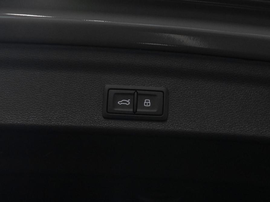 Audi Q3 II (F3) Москва  - изображение 24