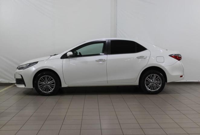 Toyota Corolla XI (E160 E170 E180) Рестайлинг 1 с пробегом 2018 года, цена 1 750 000 рублей, 119642 км, хэтчбек, Автокод Объявления