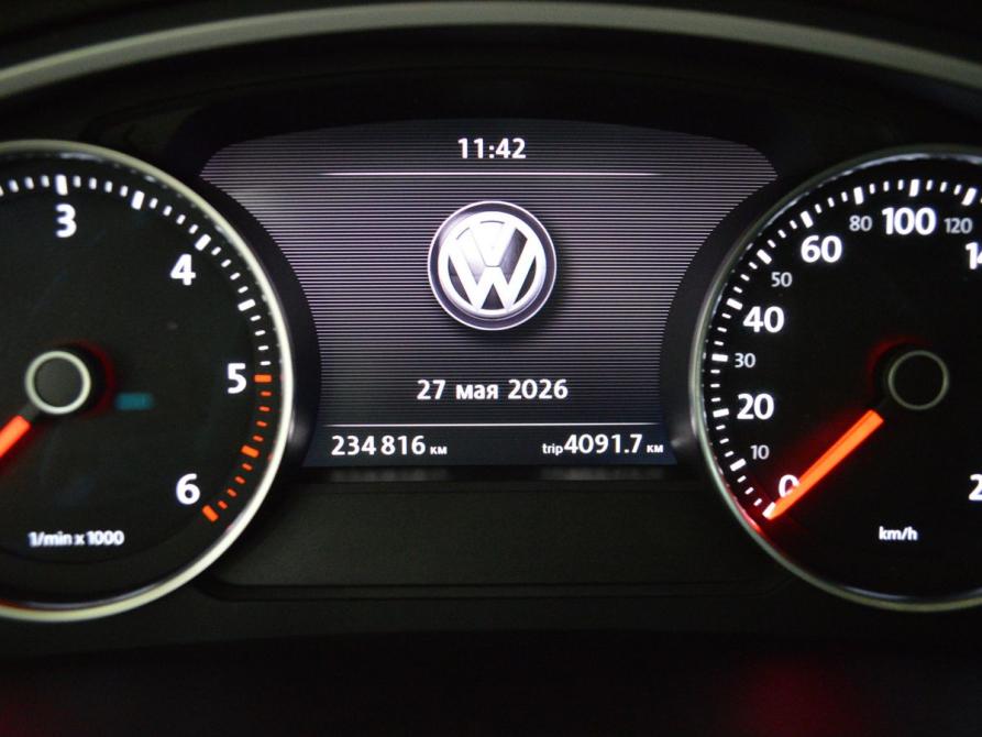 Volkswagen Touareg II Рестайлинг Санкт-Петербург  - изображение 19