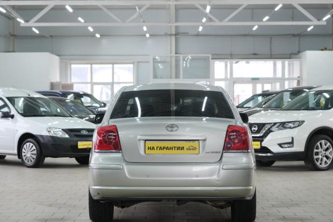 Toyota Avensis II с пробегом 2003 года, цена 699 000 рублей, 310000 км, седан, Автокод Объявления