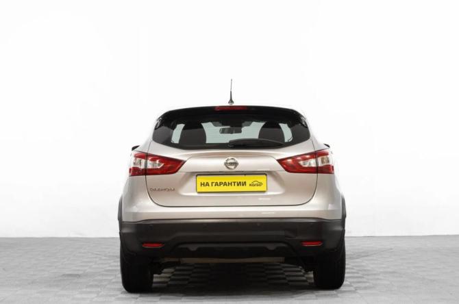 Nissan Qashqai II с пробегом 2016 года, цена 1 849 000 рублей, 92700 км, внедорожник, Автокод Объявления