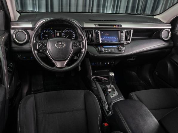 Toyota RAV4 IV (XA40) Рестайлинг с пробегом 2017 года, цена 2 299 000 рублей, 177669 км, внедорожник, Автокод Объявления
