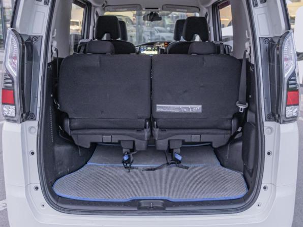 Nissan Serena V (C27) с пробегом 2018 года, цена 2 099 000 рублей, 117935 км, минивэн, Автокод Объявления