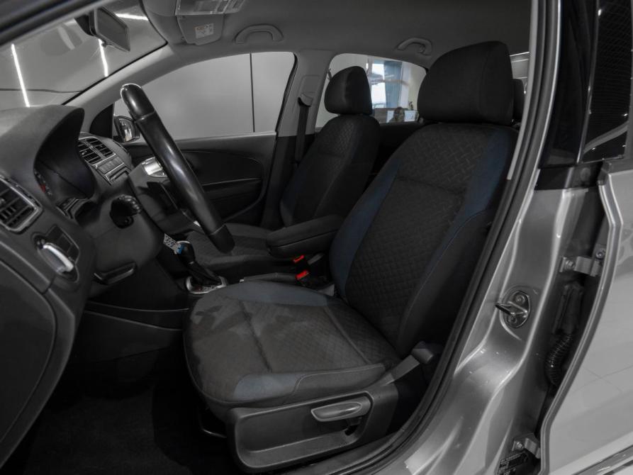 Volkswagen Polo V Рестайлинг Москва  - изображение 9