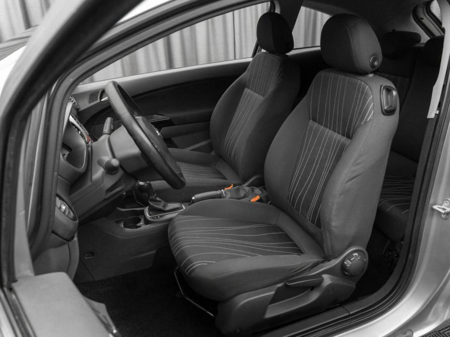 Opel Corsa D Москва  - изображение 9