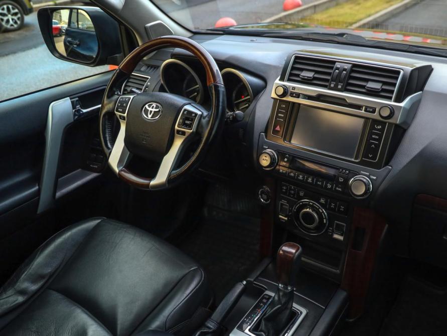 Toyota Land Cruiser Prado 150 Series Рестайлинг 1 Санкт-Петербург  - изображение 10