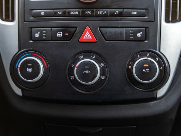 Kia Ceed I Рестайлинг с пробегом 2010 года, цена 718 000 рублей, 173326 км, хэтчбек, Автокод Объявления