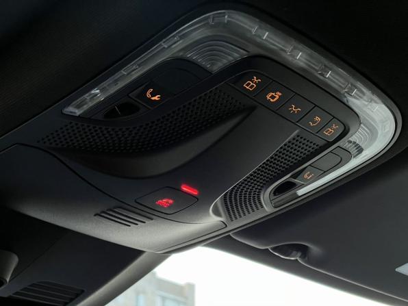 Mercedes-Benz V-Класс III (W447) Рестайлинг с пробегом 2021 года, цена 5 790 000 рублей, 165065 км, минивэн, Автокод Объявления